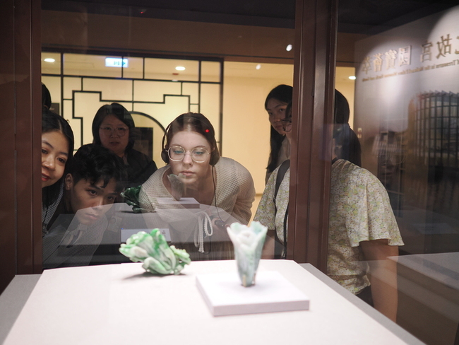 故宮攜手高教基金會　打造國際青年學習體驗場域 | 華視新聞