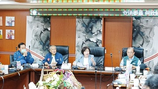 何欣純聽梨山地方聲音  衛生所修繕補助兌現將動工