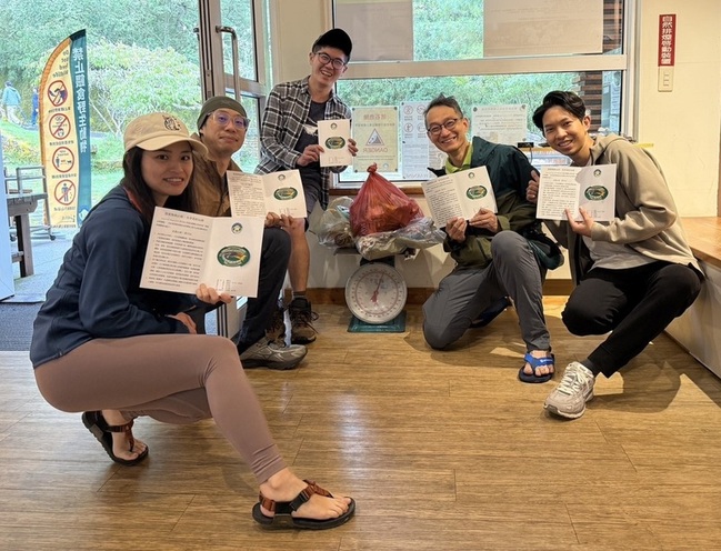 玉管處推撿垃圾換好禮　山屋發現發臭雞胸肉引關注 | 華視新聞