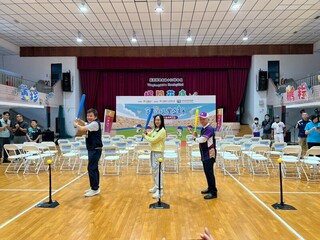 綠委協助追夢　兆豐銀捐贈台東孩童棒球球具