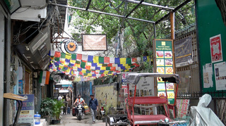 流亡藏人60年扎根　異鄉築起家園