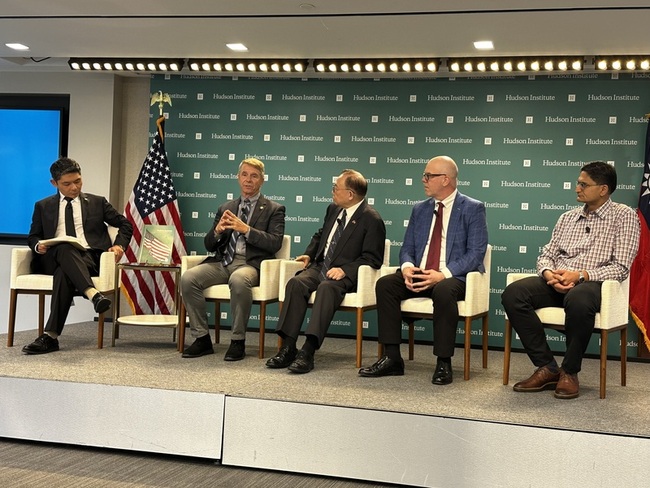 加強嚇阻中國　美議員籲加速對台交付武器、技術移轉 | 華視新聞