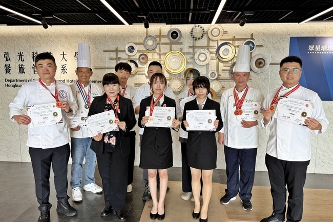 弘光科大師生克服困境  奪國際餐飲挑戰賽15金 | 華視新聞
