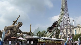 義大遊樂設施偵測異常  15人卡半空3分鐘