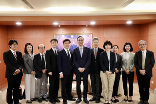 會見日訪團談大罷免　朱立倫：賴總統過度專心黨政