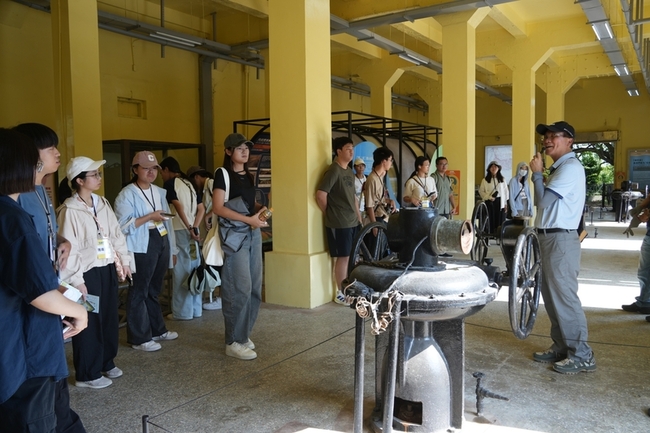 「嬉遊水圳畔」系列營隊  認識台南百年水利系統 | 華視新聞