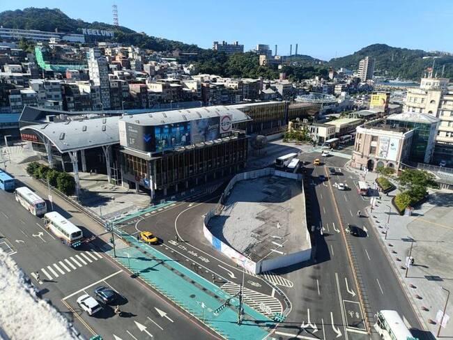 基隆國光客運臨時站拆除  打造廣場設接駁區 | 華視新聞
