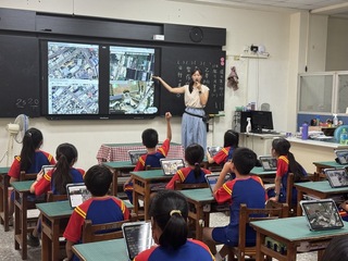 推動智慧教育  雲林195所縣立學校師生1人1平板