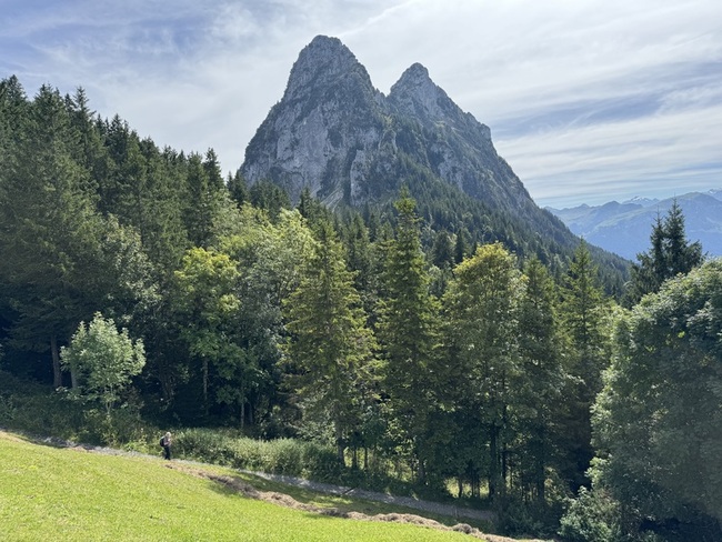 瑞士人愛登山  過度自信缺裝備每年意外4萬件 | 華視新聞