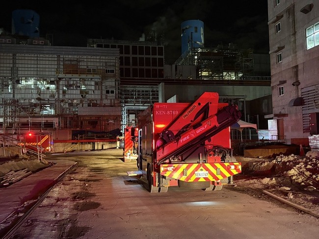 興達電廠火警已無明火未釀傷亡　消防隊無人機巡查 | 華視新聞