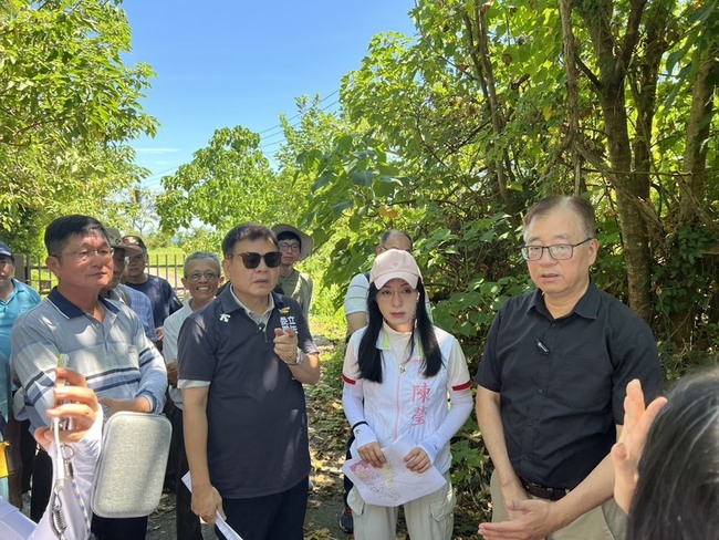 釋迦近全倒因僅測8級風遭保險拒賠　立委伸援助農民 | 華視新聞