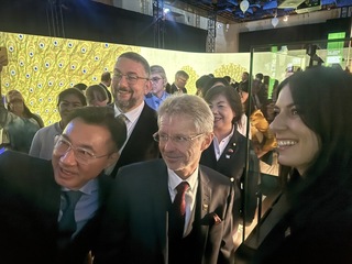 故宮國寶亮相吸睛  捷克眾議長：看到翠玉白菜圓滿了