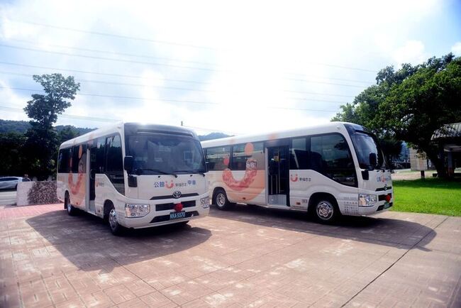 苗栗公館幸福巴士2路線通車　鄉親外出更便利 | 華視新聞
