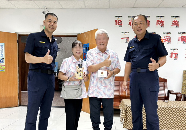 識詐成功阻詐60萬  新北瑞芳警攜手銀行校園宣導 | 華視新聞