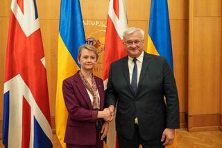 英國宣布百項制裁施壓俄羅斯　中國和東南亞企業入列