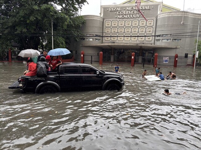 菲律賓治水弊案引發抗議潮  軍方紅色警戒防顛覆 | 華視新聞