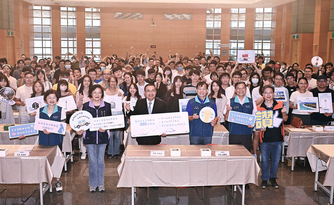 新北聯合婚禮說明會　侯友宜：生育獎勵金加碼 | 華視新聞