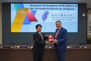 比利時議員訪人權會　關切仇恨言論是否受法規管制