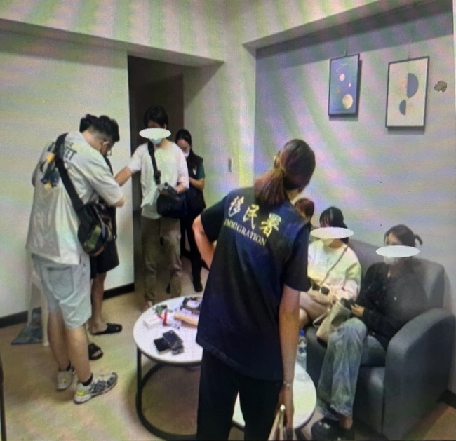 越女來台組地下醫美團隊  套房手術遭查獲 | 華視新聞