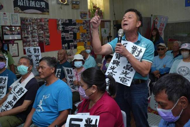 建置太陽光電說明會　屏東枋寮出席居民反對者多 | 華視新聞