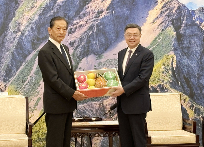 卓榮泰接見隅修三　盼台日加強防災與高科技合作 | 華視新聞