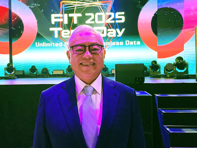 鴻騰中東新廠初期擬組裝充電樁　持續布局全球 | 華視新聞