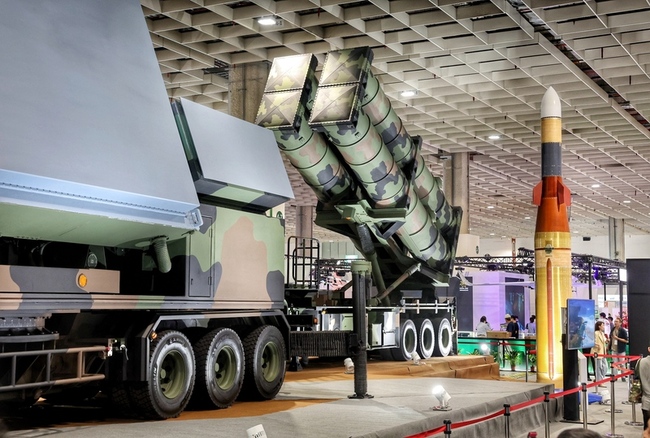 強弓飛彈國防展首亮相　中科院：已經進入量產 | 華視新聞