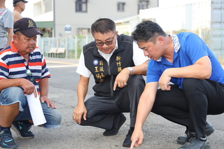 竹北蓮花路鳳岡路道路龜裂　縣府拚年底前完成改善