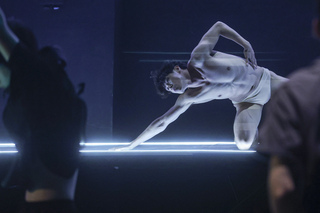 滯留島舞蹈劇場新作「永動城市」　探索未來世界