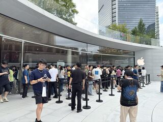iPhone 17中國開賣  黃牛最高加價6300收