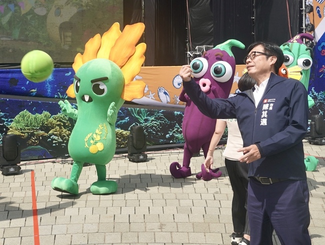 「燈怪」首登高雄　大小朋友同享客家童話體驗 | 華視新聞