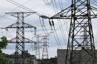 10月新電價全年挹注台電64億收入　累虧仍逾4100億