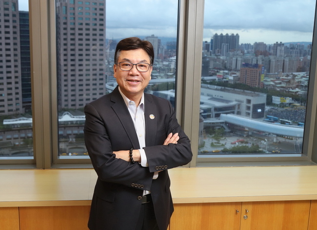 新北將考察新加坡  借鏡殯葬與減碳AI治理經驗 | 華視新聞