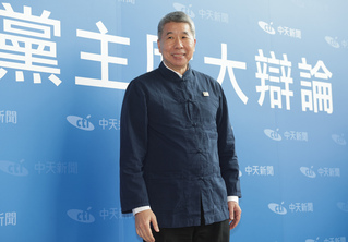 張亞中：國民黨要讓人尊敬  不能把成功都寄託藍白合