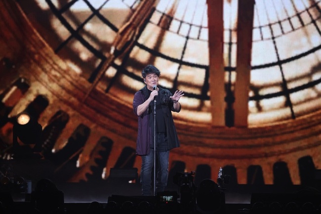 周華健六度唱進小巨蛋 開場消音幽默化解 | 華視新聞