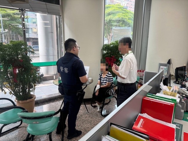 假港籍男以婚騙財　台中婦人欲匯百萬警銀聯手阻詐 | 華視新聞