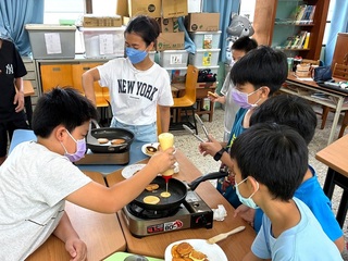 夏日樂學逾3.5萬人次參與  認識菱角、割稻在地文化