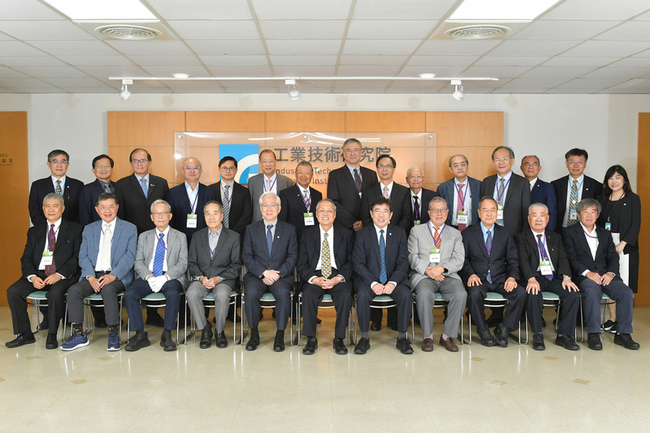 工研院院士：台灣不可錯過AI無人載具　應建國家計畫 | 華視新聞