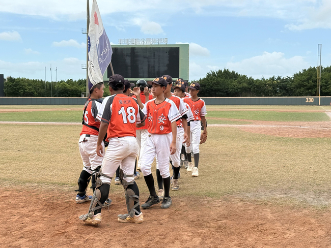 國一林晉擇能力佳銜接沒問題　桃園盃敲3安4打點 | 華視新聞