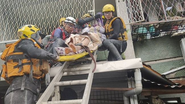 花蓮馬太鞍溪堰塞湖溢流　宜縣消防局挺進災區救援 | 華視新聞