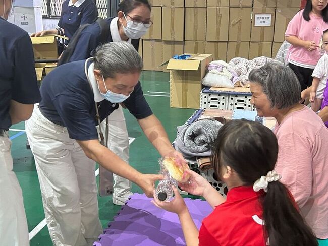 證嚴關心堰塞湖災情  慈濟啟動物力、醫療支援 | 華視新聞