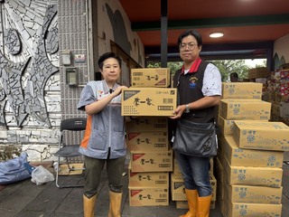 三大零售通路總動員　送物資募款支援花蓮災民