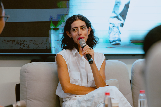 編舞家哈薩比「此時此地」比慢還慢　探問快時代 | 華視新聞