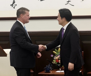 總統：強化與美國戰略經濟夥伴關係　確保供應鏈安全