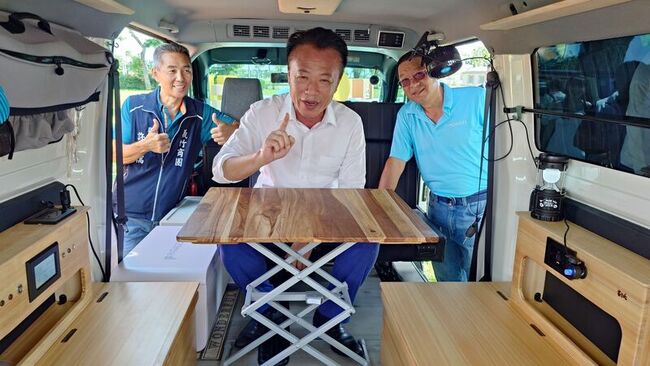 嘉縣商圈聯合購物節10/1起跑2個月長　最大獎露營車 | 華視新聞