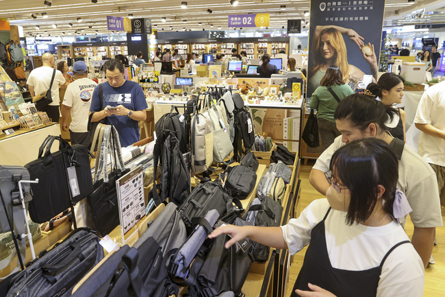 傳產疲弱科技支撐　國發會估景氣燈號續亮綠燈到年底 | 華視新聞