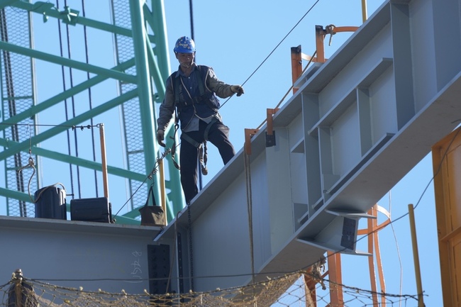 115年最低工資調漲　790萬餘人健保費月繳多18元 | 華視新聞