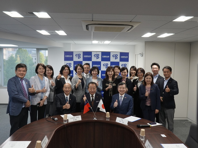 韓國瑜率跨黨派立委　拜會日本兩大在野黨 | 華視新聞