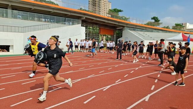 高雄全民運動嘉年華登場  2500人共襄盛舉 | 華視新聞
