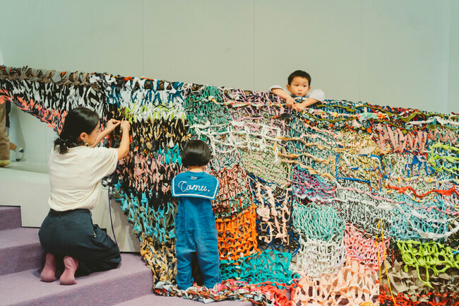 北美館兒藝中心新展　舊衣服搖身一變為作品 | 華視新聞